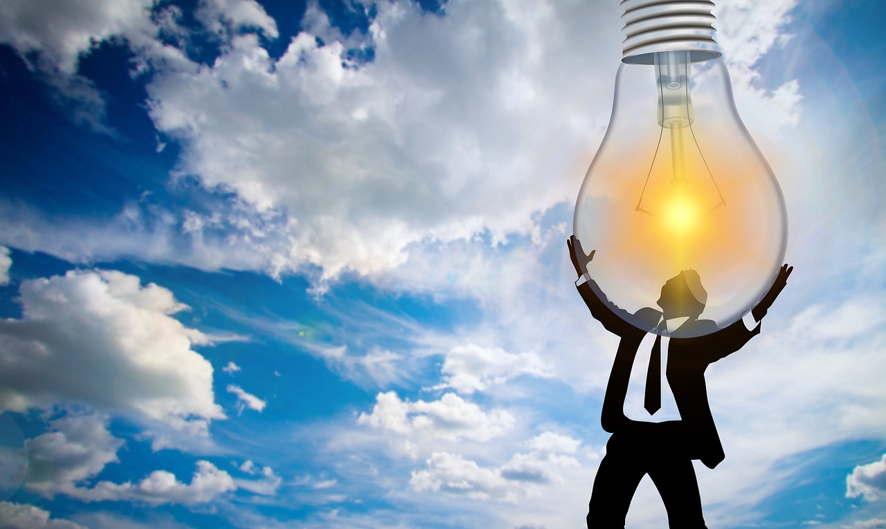 investor boardroom handshake solar